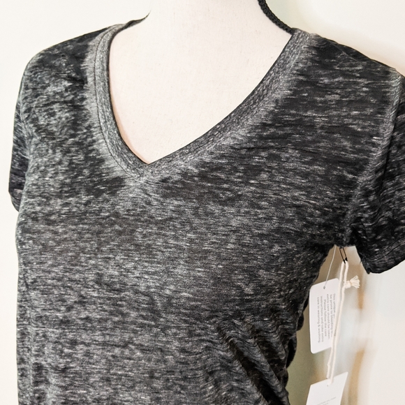 🌸NWT Threads 4 Thought V-Neck Tee - Picture 2 of 5